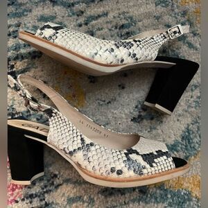 Gadea by Lodi Slingback Block Heels Peep Toe Snakeskin 11